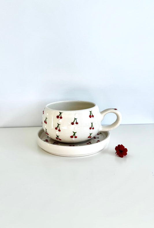 Keramiktasse mit Kirschmuster -B-Ware