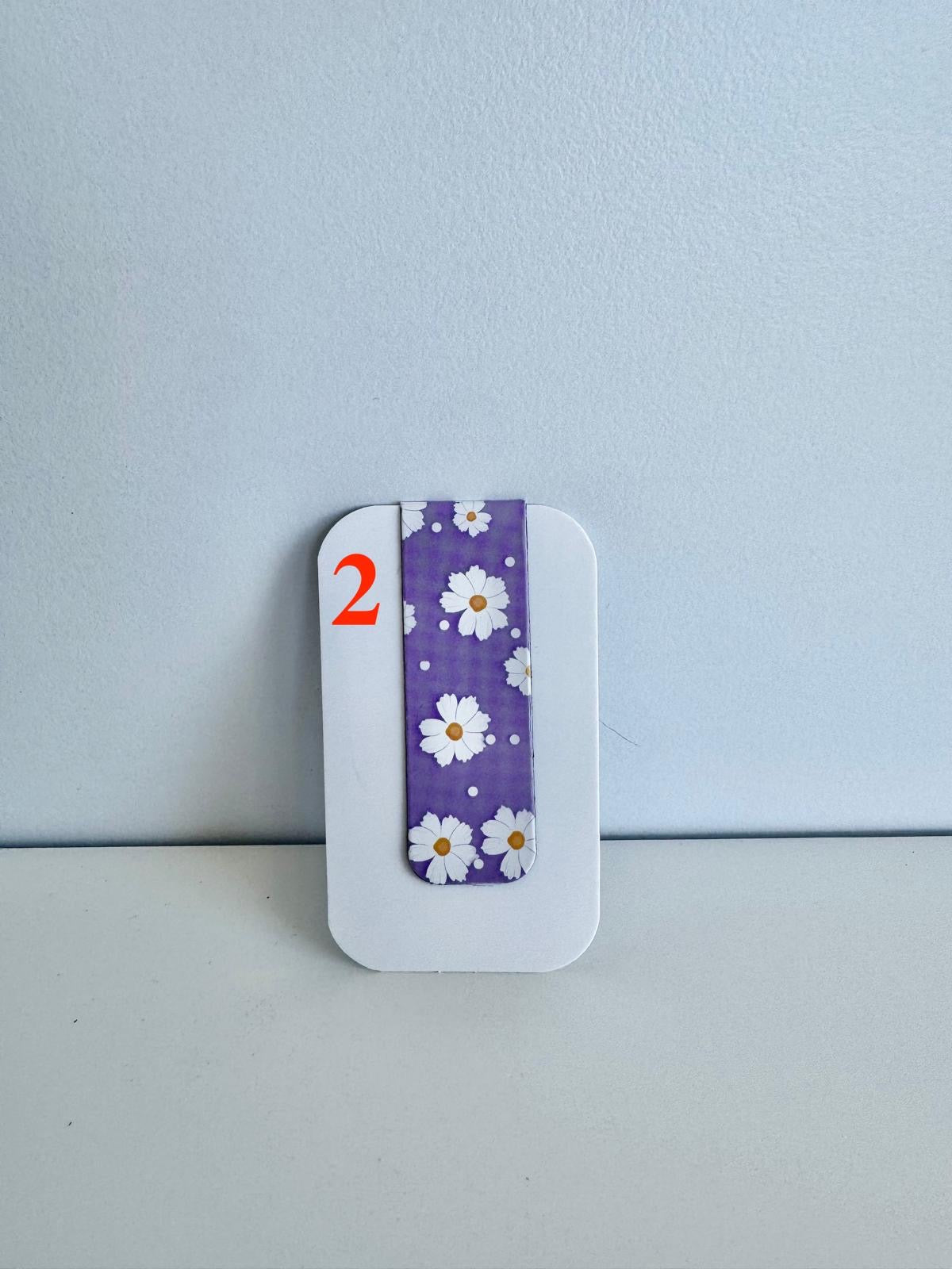 Magnetisches Lesezeichen – beidseitig bedruckt mit Blumenmotiv