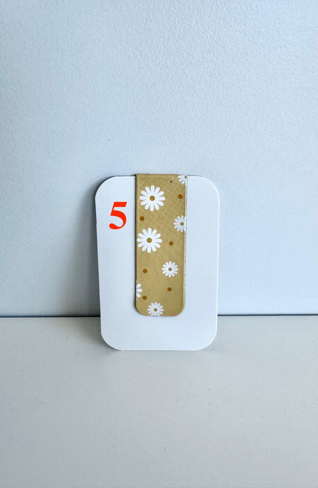 Magnetisches Lesezeichen – beidseitig bedruckt mit Blumenmotiv