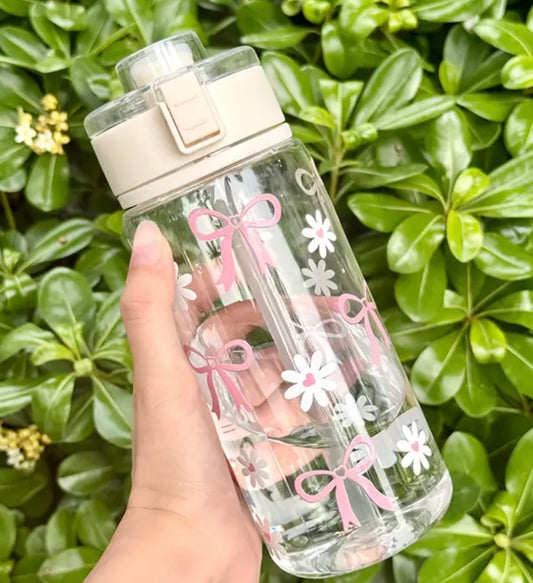 Süße Trinkflasche mit Schleifen- & Blumenmotiv – auslaufsicherer Klappdeckel